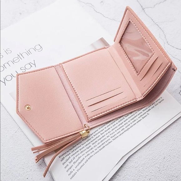 🤩HP🤩🔥2for$25🔥Dusty pink fold over wallet - Picture 2 of 6
